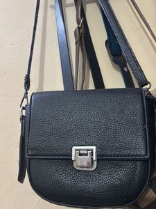 Chic Black Crossbody Bag