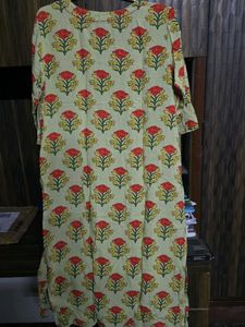 Pretty Floral Print Kurta