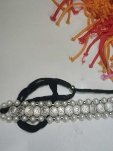 Elegant Pearl &amp; Silver Choker Necklace
