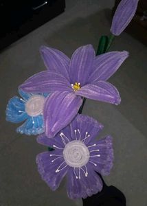 Fuzzy Wire Flowers