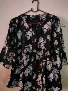💥Price Drop 💥New Stylish Women Top  🎀