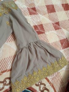 Elegant Grey &amp; Gold Kurta With Dupatta