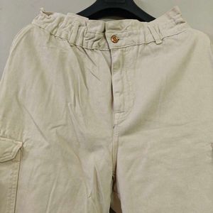 Zara Cargo pants carrot shape