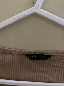 Ribbed Knit Long Sleeve Crop Top