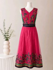 Vibrant Pink Embroidered lehenga blouse odhani set