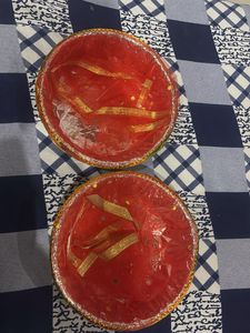 Set of 2 gifting baskets