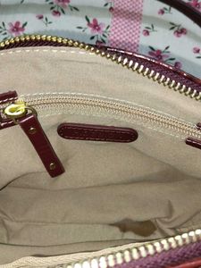 🛑 HIDESIGN LUXURY LEATHER SLING BAG