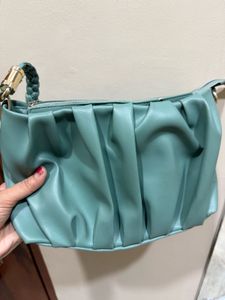 Chic Mint Ruched Shoulder Bag