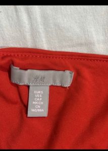 H&amp;M DATE PERFECT One-Shoulder Sleveless Top