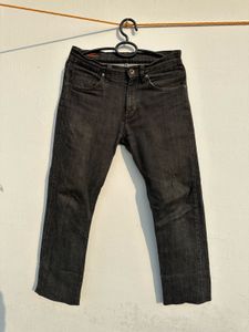 Black Jeans - Classic Denim Style