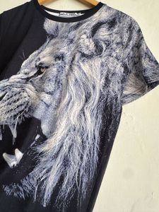 Bold Lion Big Graphics Baby tee