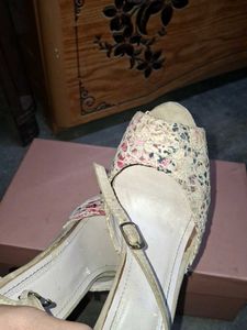 Floral Print Peep-Toe Heels