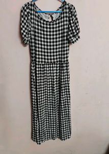 Gingham Puff Sleeve Midi Dress