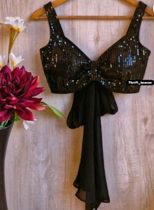 Sequence Knotted Black Blouse