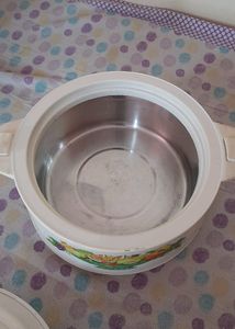 BIG SIZE INSULATED HOT POT , USED JST FOR 2 MONTHS