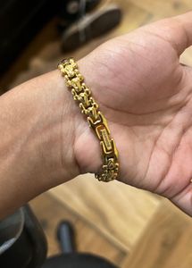 Vintage Vibe Sonata Gold Watch for Women