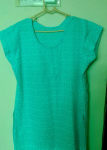 Chikenkari kurti
