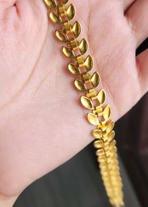 anti tarnish Elegant Gold Bracelet
