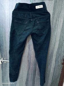 Black High Waist Jeans