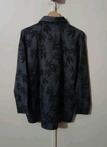 Men's Dark Leaf Print Button-Up Shirt