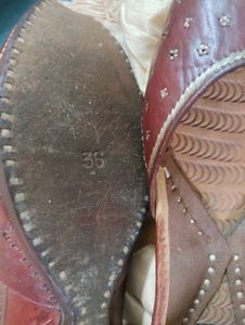Traditional Jutti genuine leather size 36