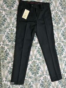 UNUSED BLACK PENT. READ PRODUCT BIO