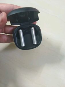 Wireless Earbuds with Charging Case
