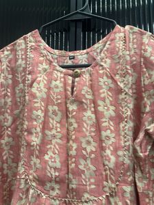 Beautiful Pink Floral Kurta