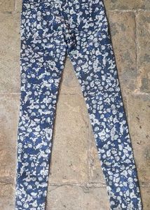 H &amp; M Floral Skinny Jeans