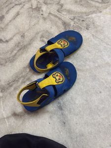 Cute Blue &amp; Yellow Sandals