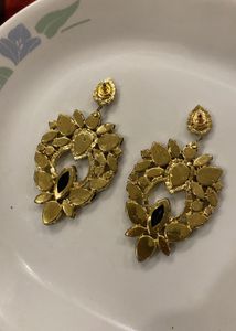 Exquisite Black &amp; Crystal Statement Earrings