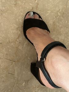 Charles &amp; Keith sandals Size 35