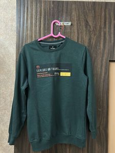 Men's "Explore & Travel" Sweatshirt