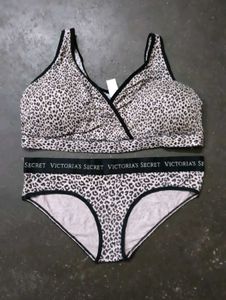 Victoria's Secret Leopard Print Bra &amp; Panty Set