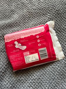 Sirona Rash-free Sanitary 4 Pads XL (New)