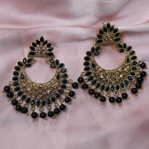 Heavy Elegant Black Stone Jhumka Earrings