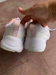 White &amp; Pink Fashion Sneakers