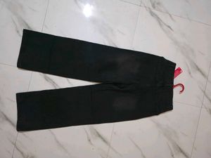combo black jeans and gray top