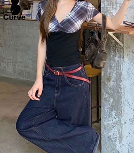 Savana Chic Contrast V-Neck Top