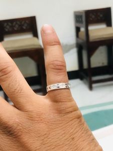 Pure Silver Ring💍 (wt:-1.800g)