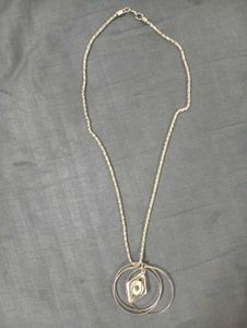 Silver Tone Pendant Necklace