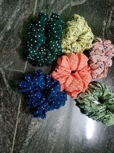 Set of 6 Printed Scrunchies
