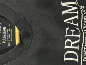 BLACK GRAPHIC T-SHIRT