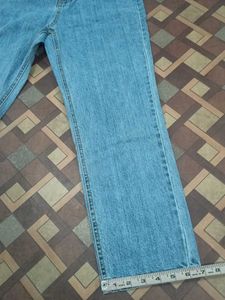 ⚡ ⚡ Flash Sale ⚡ ⚡: Light Wash Straight Leg Jeans