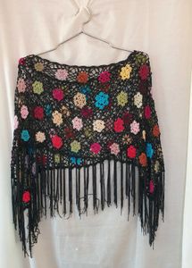 Vintage Crochet Poncho / Cape