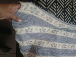 Elegant Striped Floral Knit Kurta