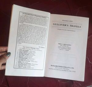 Gulliver's Travels by Jonathan Swift