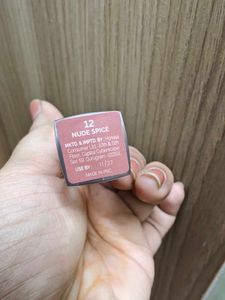 Staze Liquid Lipstick - Matte &amp; Transferproof