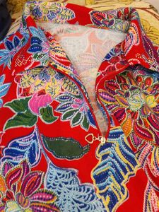 Floral Print Long Sleeve Top