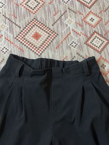 Black Wide-Leg Pants
